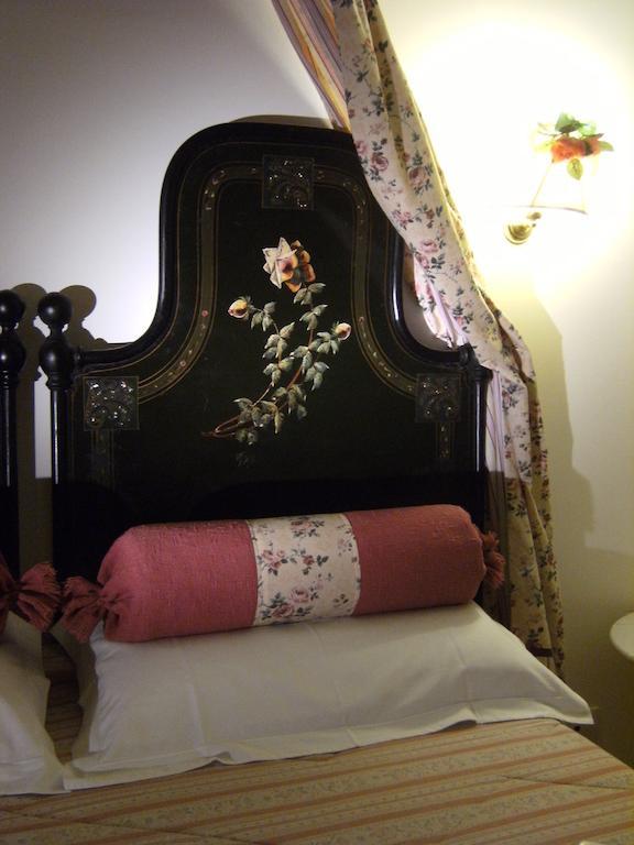 Elizabeth B&B Кальярі Номер фото