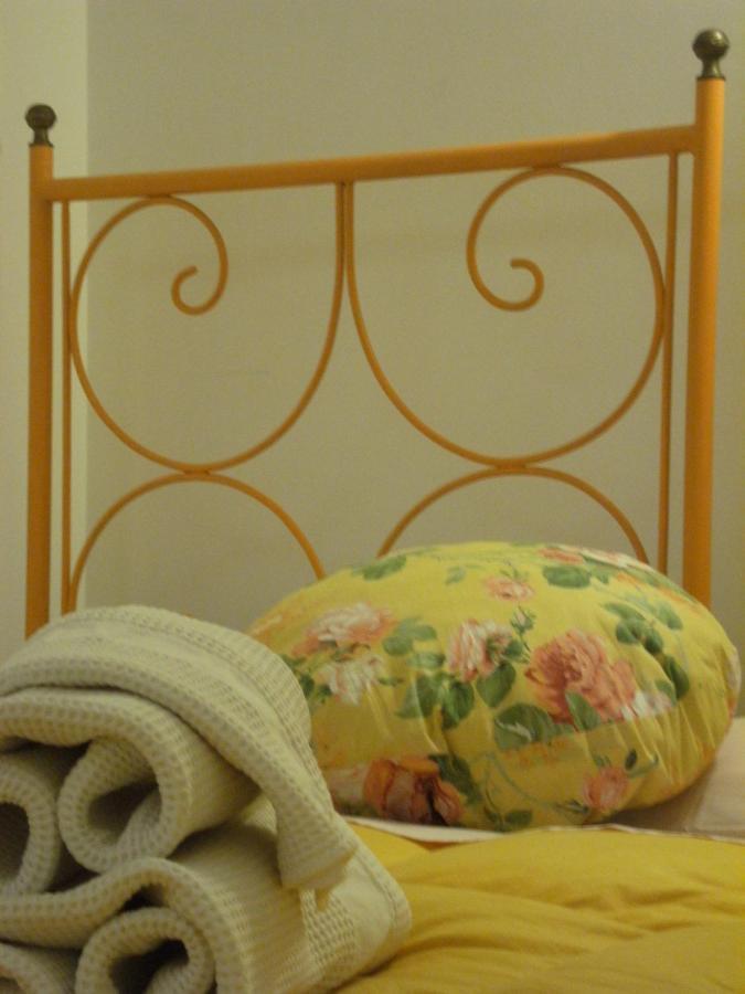 Elizabeth B&B Кальярі Номер фото